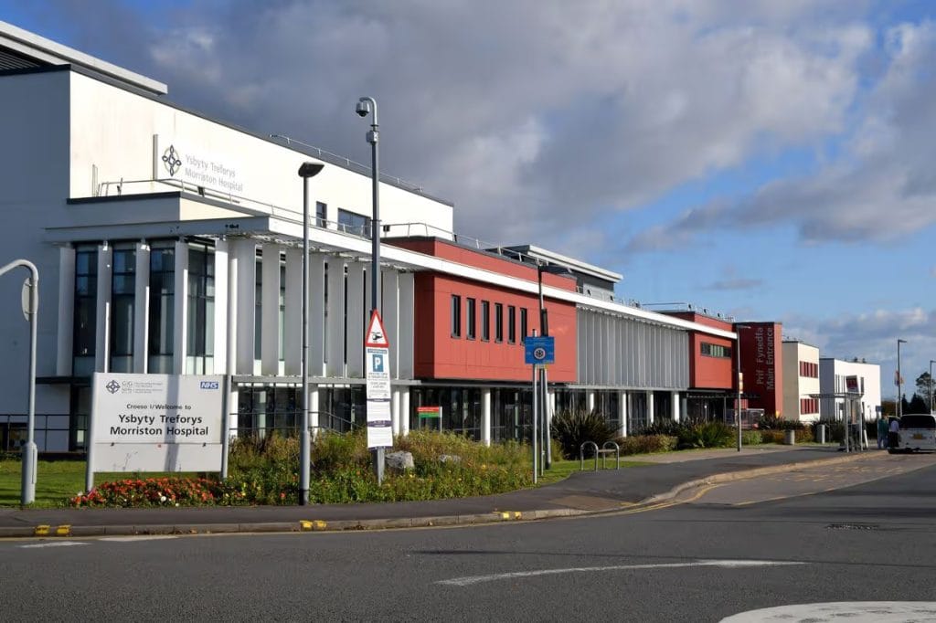 1 jmp swa 201019 morriston hospital signs 012jpg