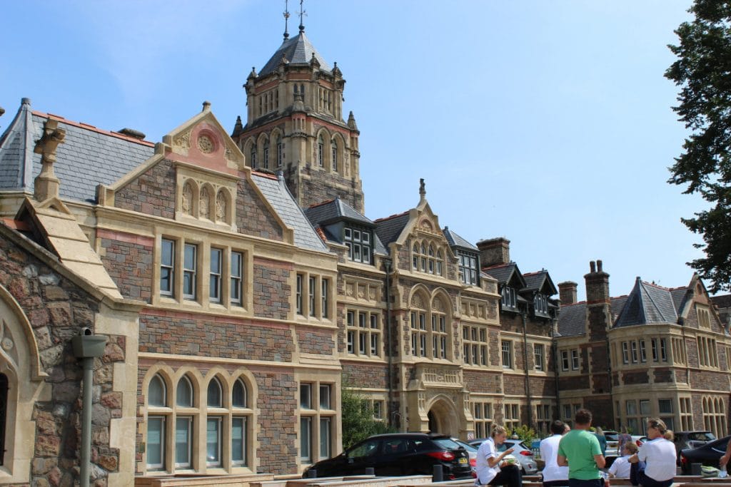 cardiff royal infirmary