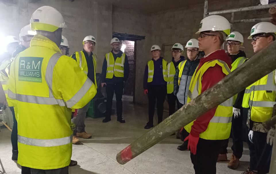 palace see my site 14 nov 23